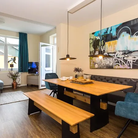 Marin, 12 Apartment *