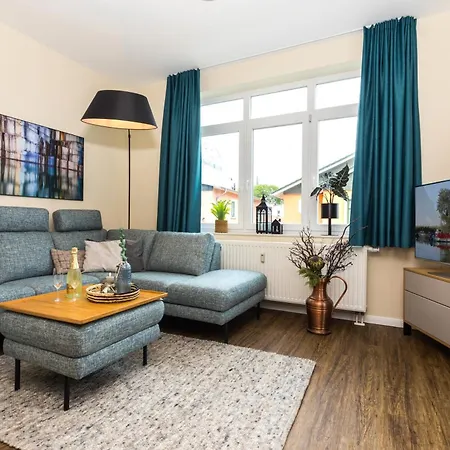 Marin, 12 Apartman *